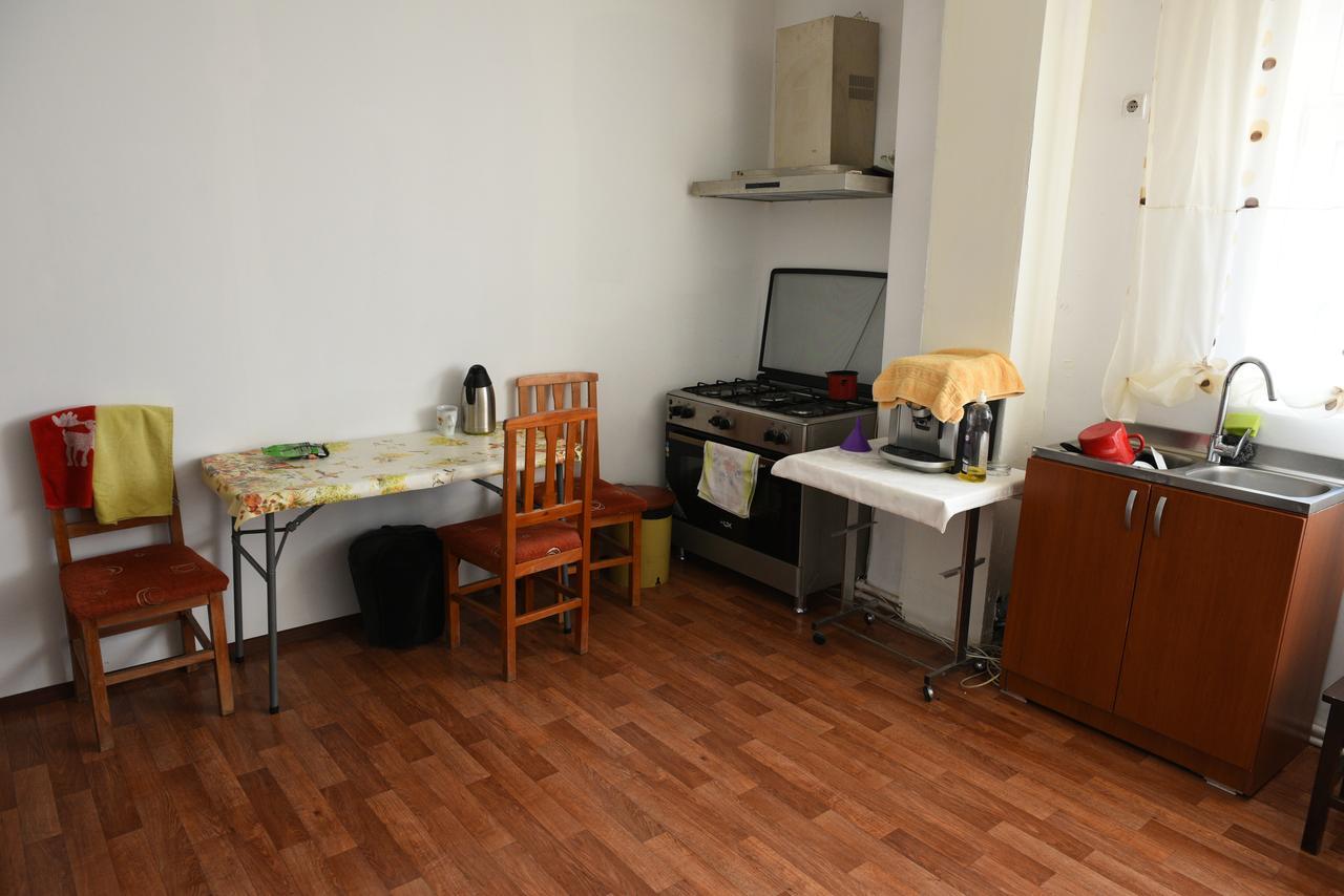 Focşani Hostel Ruxandra מראה חיצוני תמונה